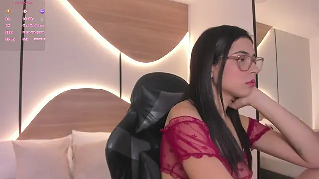 desireee  online show from 11.10.25