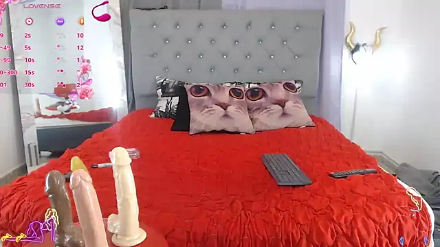 KarolLewys online show from 11.26.25