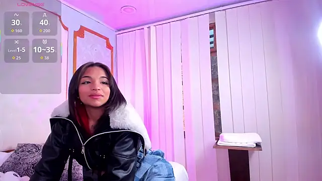 Snapshot of Manelyk_evanss_ chatting on 09.10.25 Manelyk evanss online show from 09.10.25