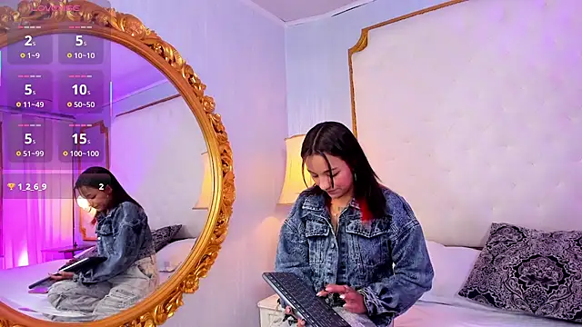 Snapshot of Manelyk_evanss_ chatting on 09.13.25 Manelyk evanss online show from 09.13.25