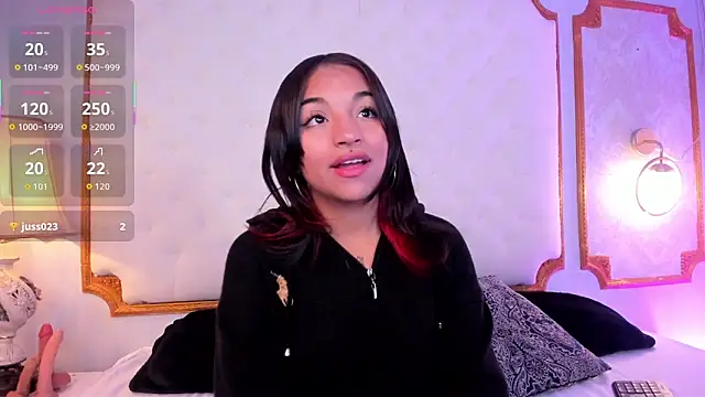 Snapshot of Manelyk_evanss_ chatting on 09.20.25 Manelyk evanss online show from 09.20.25