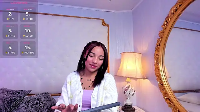 Snapshot of Manelyk_evanss_ chatting on 10.29.25 Manelyk evanss online show from 10.29.25