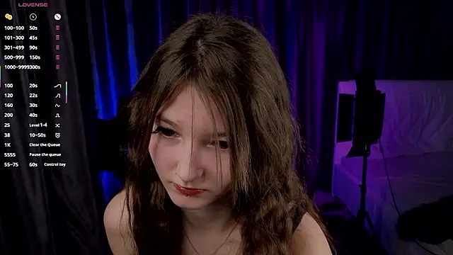 Snapshot of DongMolt chatting on 02.06.26 DongMolt online show from 02.06.26