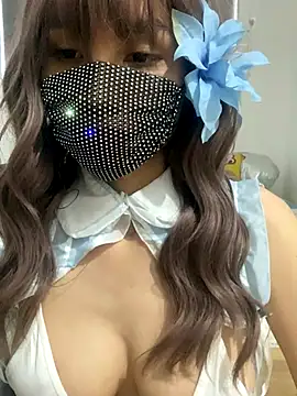 Snapshot of _Rin_hot chatting on 10.01.25 Rin hot online show from 10.01.25