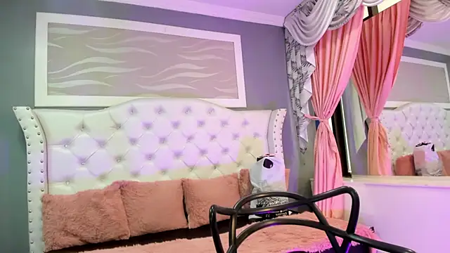 Snapshot of _camila_ortiz chatting on 09.16.25  camila ortiz online show from 09.16.25