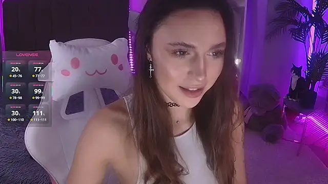 Snapshot of Leri_Star chatting on 11.11.25 Leri Star online show from 11.11.25