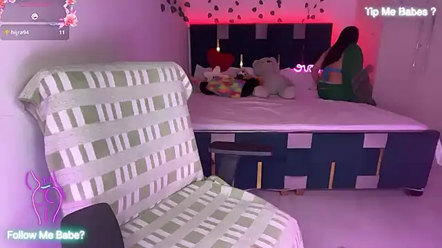 Snapshot of Blackwidow_08 chatting on 10.19.25 Blackwidow 08 online show from 10.19.25