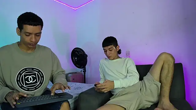 twinkDuohot online show from 04.26.26