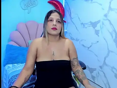 Snapshot of tiana_breeze chatting on 09.20.25 tiana breeze online show from 09.20.25