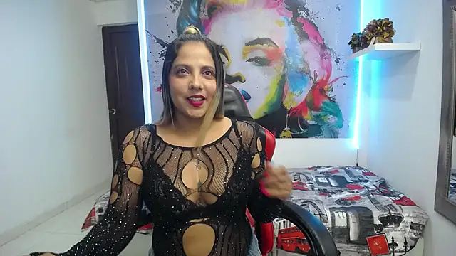 Snapshot of tiana_breeze chatting on 10.09.25 tiana breeze online show from 10.09.25