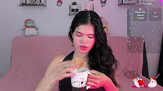 emycarver09 online show from 03.08.26