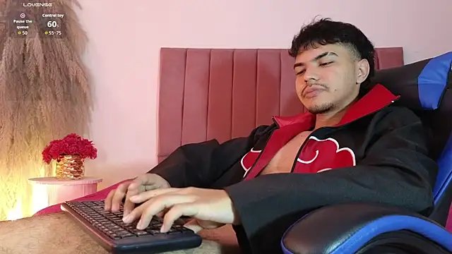 Snowlann online show from 10.28.25