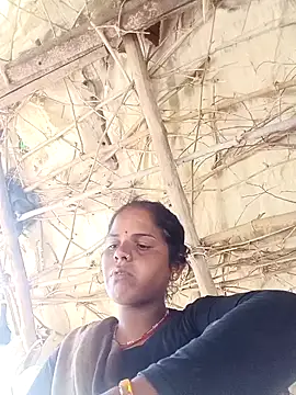 Snapshot of Sapna_cutt chatting on 09.10.25 Sapna cutt online show from 09.10.25