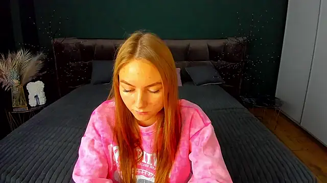 Snapshot of MilaAddams chatting on 11.08.25 MilaAddams online show from 11.08.25