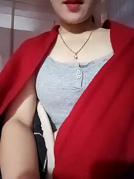 LucyyLy online show from 01.12.26