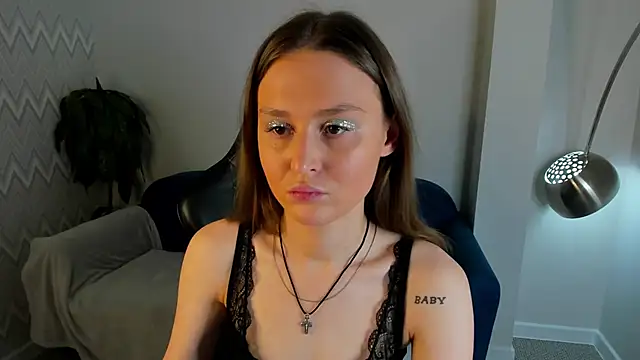 Snapshot of sasha__meow chatting on 11.12.25 sasha meow online show from 11.12.25