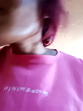 Snapshot of freakynyashXxXx chatting on 03.26.26 freakynyashXxXx online show from 03.26.26