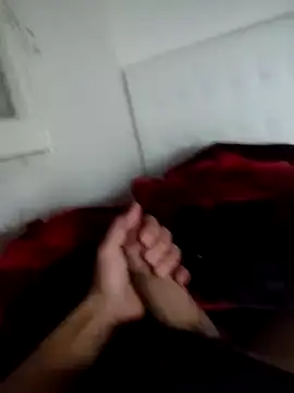 Snapshot of Yazaza1999 chatting on 11.04.25 Yazaza1999 online show from 11.04.25