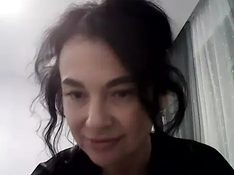 Snapshot of Maylissee chatting on 11.03.25 Maylissee online show from 11.03.25