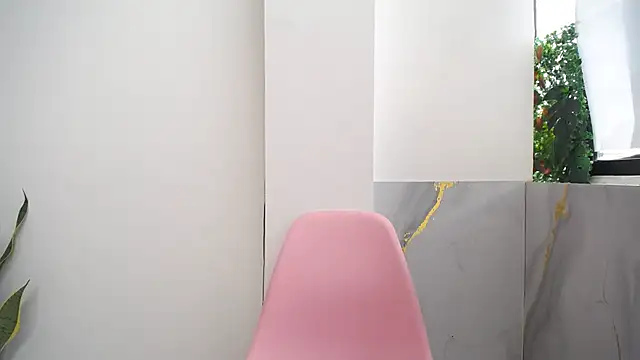 Manuela lara  online show from 03.17.26