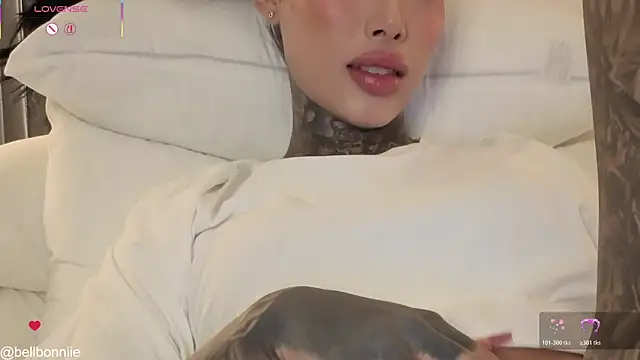 belllbonniie online show from 04.22.26