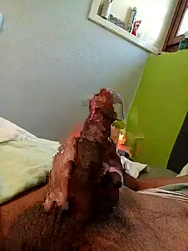 Snapshot of soli25418 chatting on 09.29.25 soli25418 online show from 09.29.25