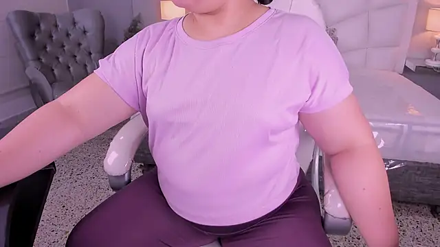 Miss Francheska online show from 02.21.26