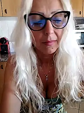 Snapshot of _sexyBLONDE46_ chatting on 07.05.26 sexyBLONDE46 online show from 07.05.26