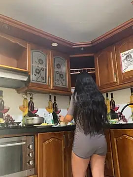  Chloe Smith online show from 03.10.26