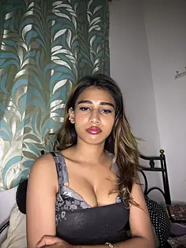 STRIP GLOW online show from 02.25.26