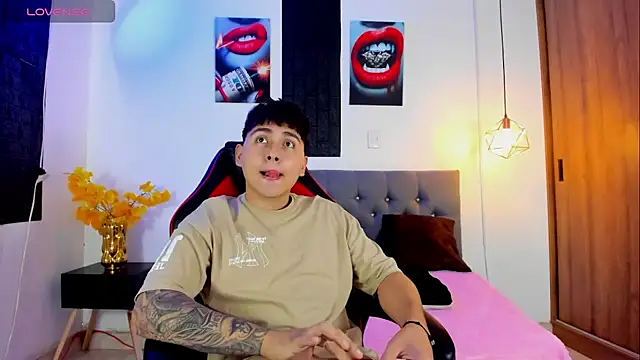 Nicolas James Sc online show from 09.09.25