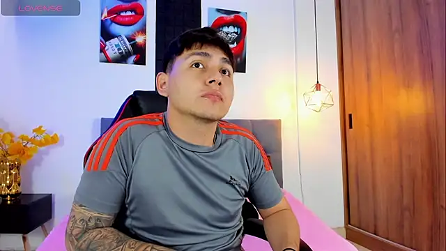 Nicolas James Sc online show from 09.13.25