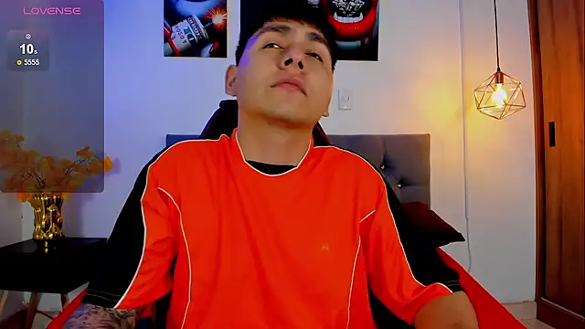 Nicolas James Sc online show from 10.11.25