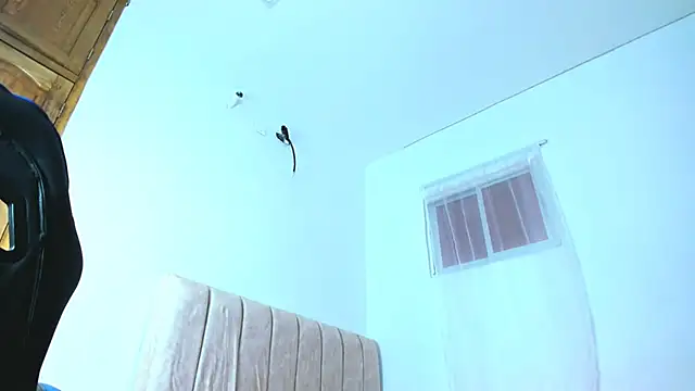 Snapshot of magic_mike_26 chatting on 10.12.25 magic mike 26 online show from 10.12.25