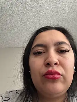 Snapshot of latina_curvy22 chatting on 02.23.26 latina curvy22 online show from 02.23.26