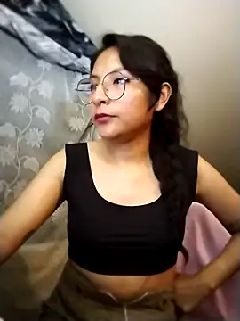 Snapshot of Regina_Shine chatting on 11.07.25 Regina Shine online show from 11.07.25