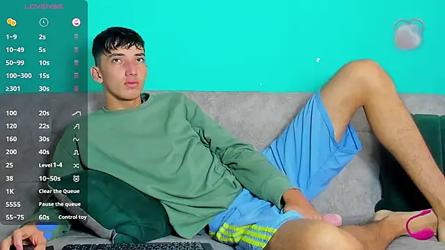 Maikol Ortiz online show from 11.12.25