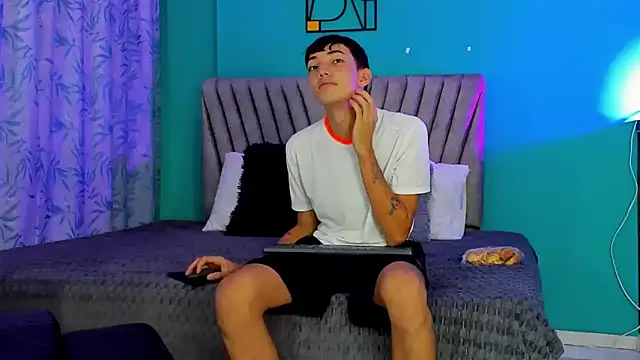 Maikol Ortiz online show from 02.28.26