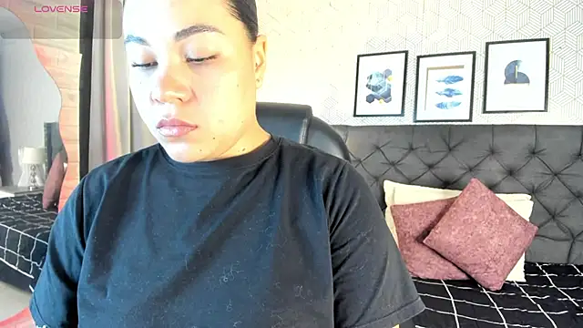 sophie  blare online show from 06.16.26
