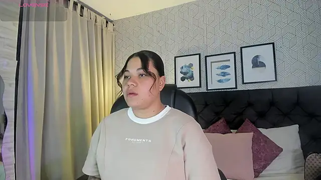 sophie  blare online show from 07.07.26