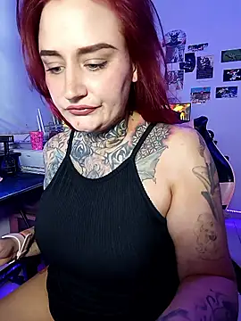 Snapshot of blazed_vixen chatting on 01.16.26 blazed vixen online show from 01.16.26