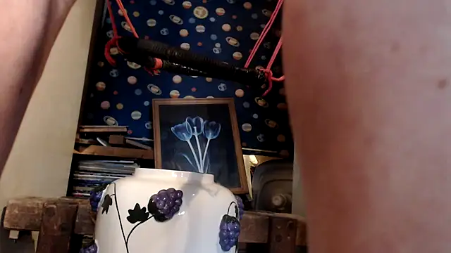 Snapshot of BiglovelyXXL chatting on 12.14.25 BiglovelyXXL online show from 12.14.25