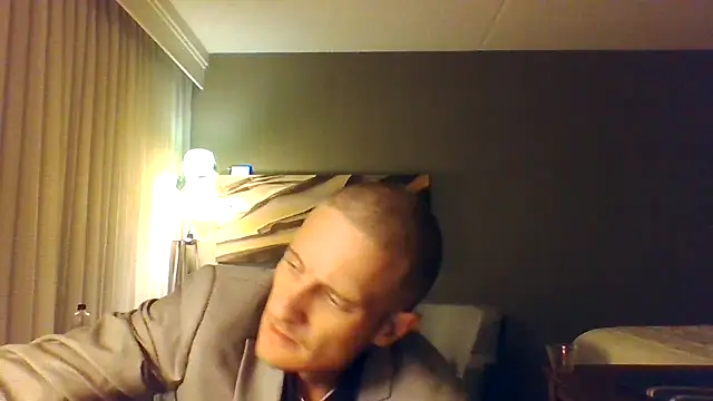 Snapshot of WWGD69 chatting on 09.19.25 WWGD69 online show from 09.19.25