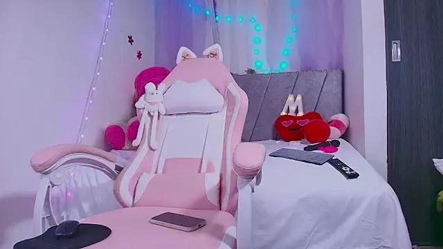 MeganRouss74 online show from 02.18.26