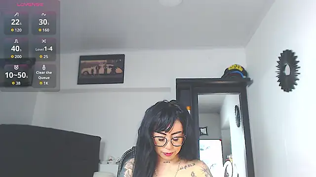 Vicky hotmilf online show from 03.18.26