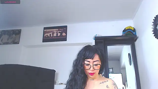 Vicky hotmilf online show from 06.12.26