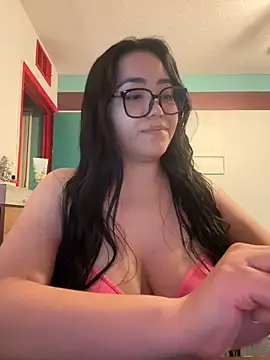 Snapshot of MyHoneyFrida chatting on 07.23.26 MyHoneyFrida online show from 07.23.26