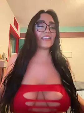 Snapshot of MyHoneyFrida chatting on 07.24.26 MyHoneyFrida online show from 07.24.26