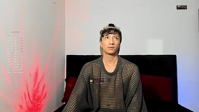 Snapshot of mhatias_ chatting on 01.14.26 mhatias online show from 01.14.26