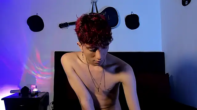 Snapshot of mhatias_ chatting on 02.19.26 mhatias online show from 02.19.26